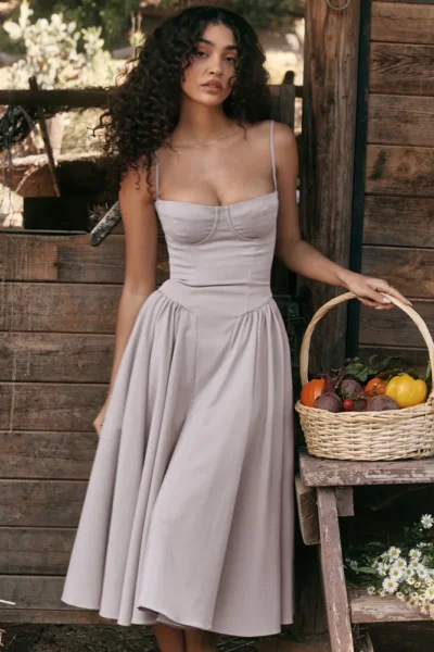 Elegant Women Dress Spaghetti Strap A-line Loose Midi Dresses Female Sleeveless Backless French Retro Long Dress