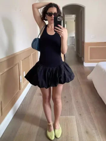 Black sleeveless puffy mini dress mirror selfie