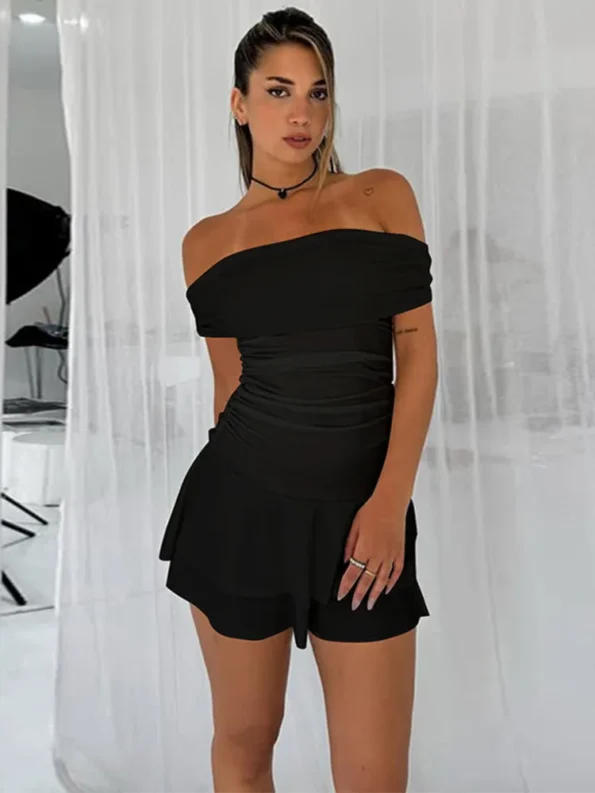 Off-shoulder strapless black ruched mini dress with slim fit